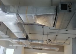 تكييف مركزي السلام عليكم ، عندي ورشة تكييف مركزي ،يشتغلون …