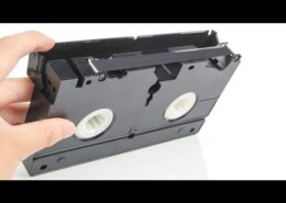 وين أحصل جهاز يشغل أشرطة فيديو قديمة؟ اتمنى تفيدوني