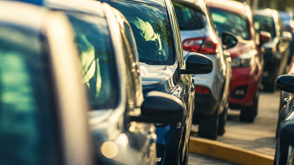 Planning to buy a used car? Discover the best time to buy used cars in Bahrain and get better deals, more options & savings today.