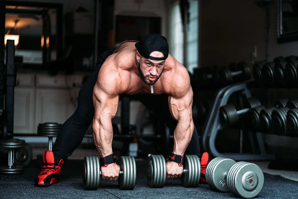 Stay updated with digital fitness trends in Bahrain as users explore gyms & join online communities for better workout decisions.
