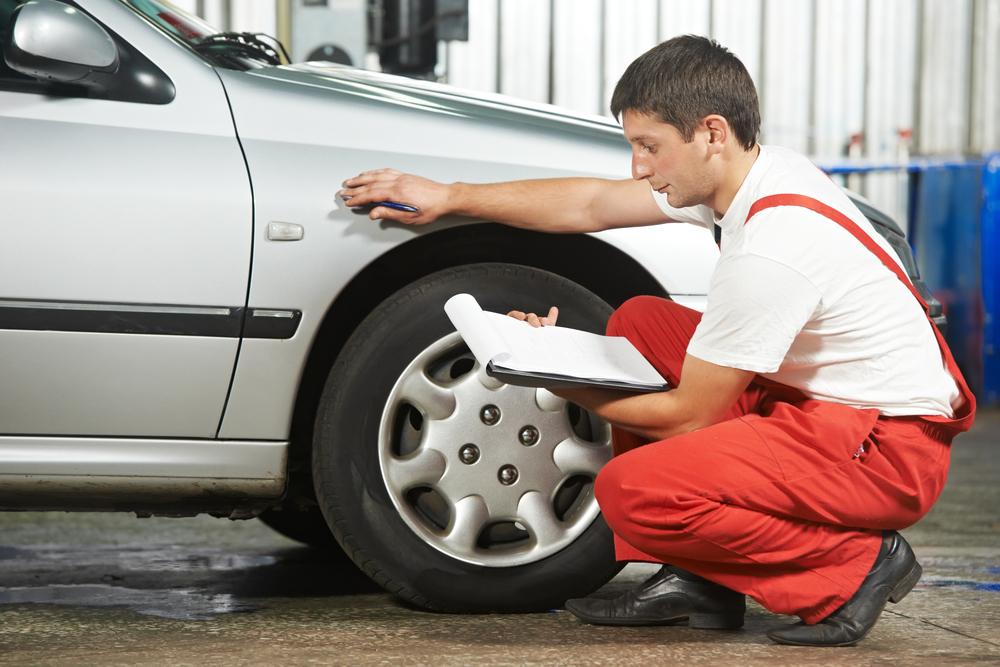 Get a complete used car inspection checklist before buying in Bahrain. Inspect every detail to ensure safety & reliable performance.