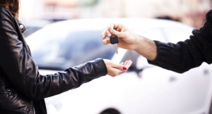 Follow these tips on selling a used car in Bahrain to attract serious buyers, set the right price & maximize your selling value.