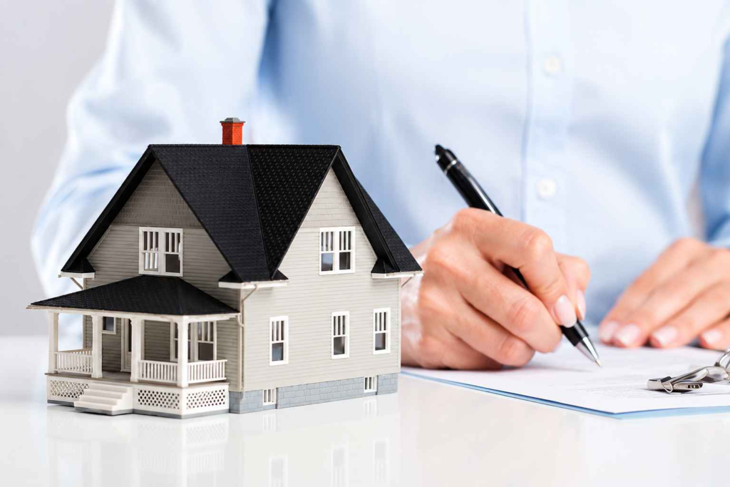 Understand legal tips for flat buyers in Bahrain to ensure a safe & secure property purchase with proper verification and contract.